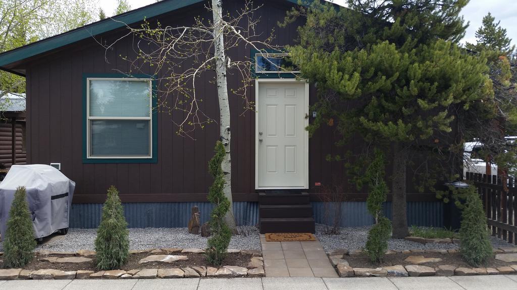 Yellowstone Wildlife Cabins West Yellowstone Luaran gambar